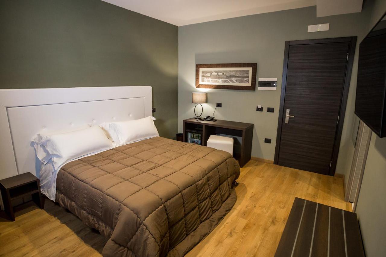 Hotel Europa Art Caserta Kültér fotó
